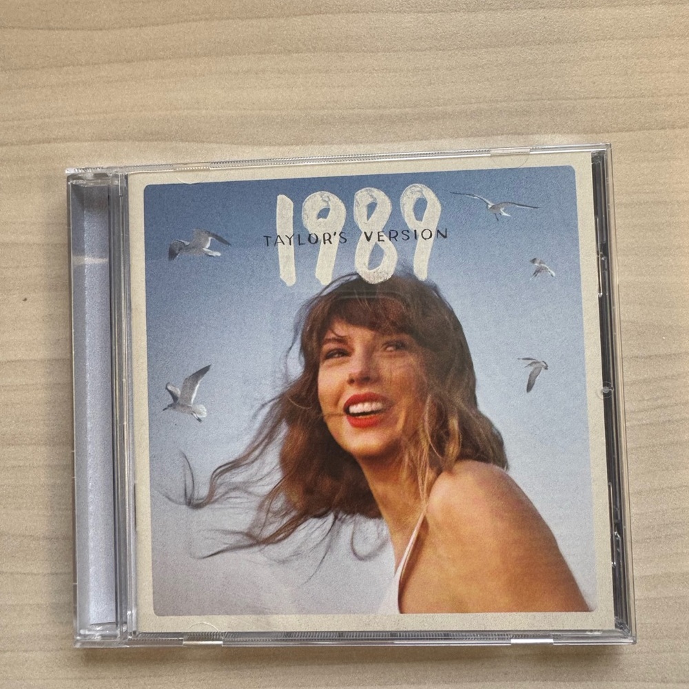 Taylor Swift 1989 Album CD